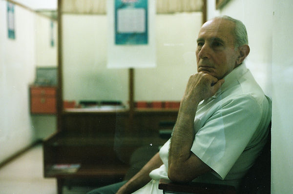 120mm Kodak Portra400_LorezoTheBarber_No