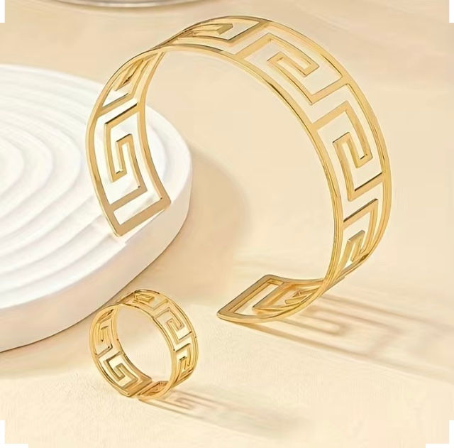 Thumbnail: Maryam’s Essential Vintage Cuff Bangle Bracelet with Ring
