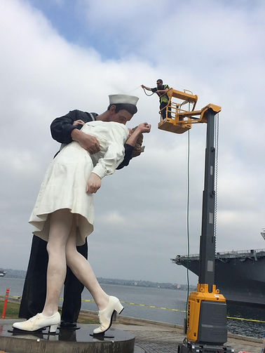 Kiss-AWSD.jpg