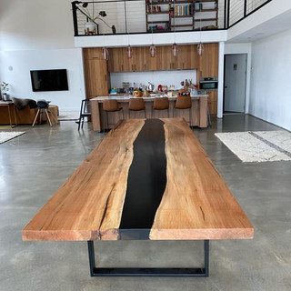 Live Edge Tables, Custom Furniture, Reclaimed Wood Table, Wood Boardroom Table, Live Edge Conference Room Table, Wood Desk, Dining Tables, Harvest Table, Ontario Furniture, Canada Furniture