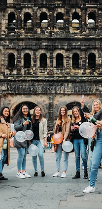Jungesellinnenabschie in Trier feiern Porta Nigra
