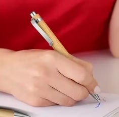 Stylo en bambou personnalisable