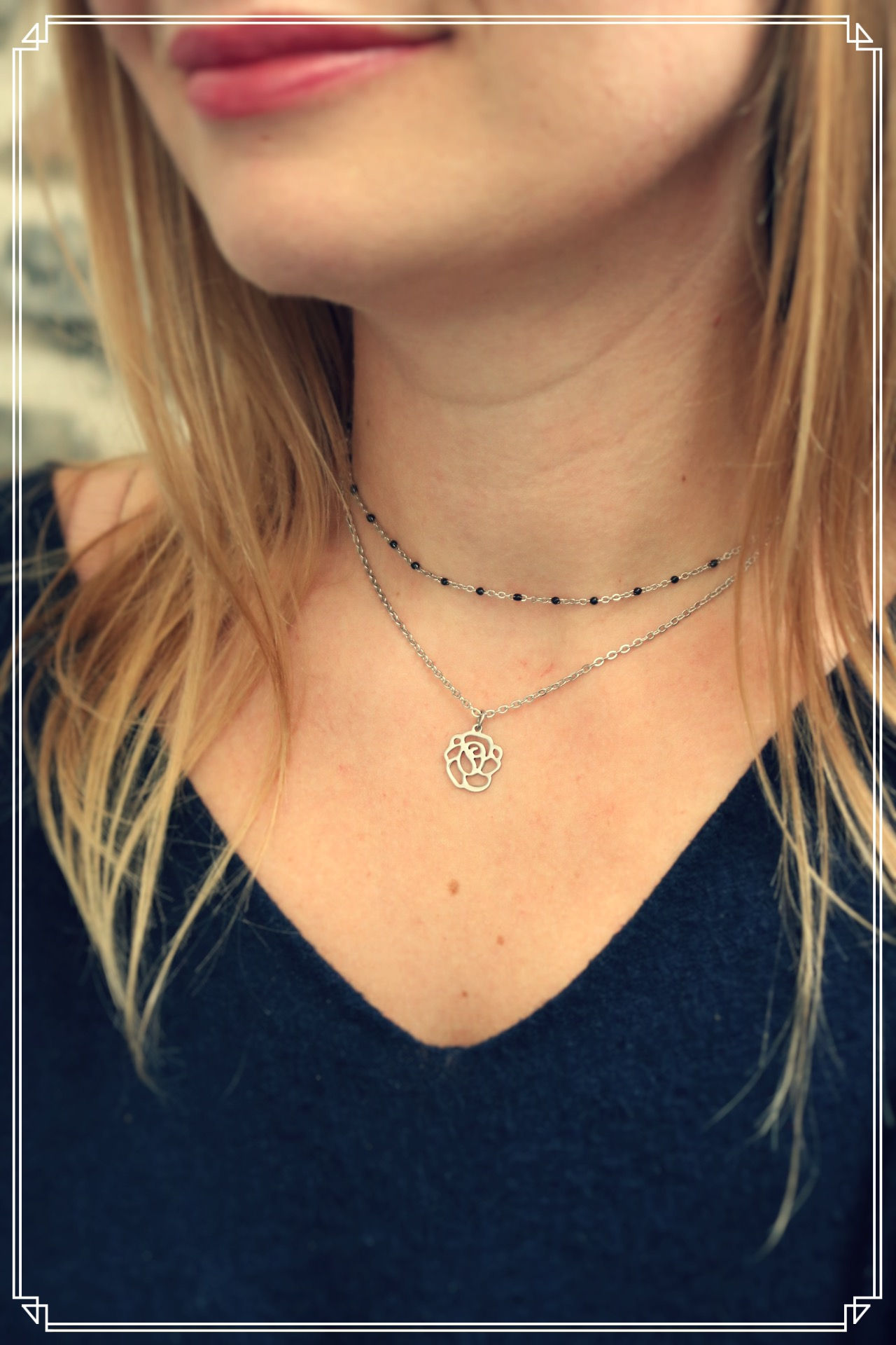 Article : Collier double fleur rose acier inoxydable réglable fait main
