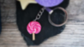 Porte clés sucette lollipop rose fimo artisanal