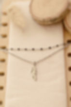 Article : Collier double plume acier inoxydable réglable fait main