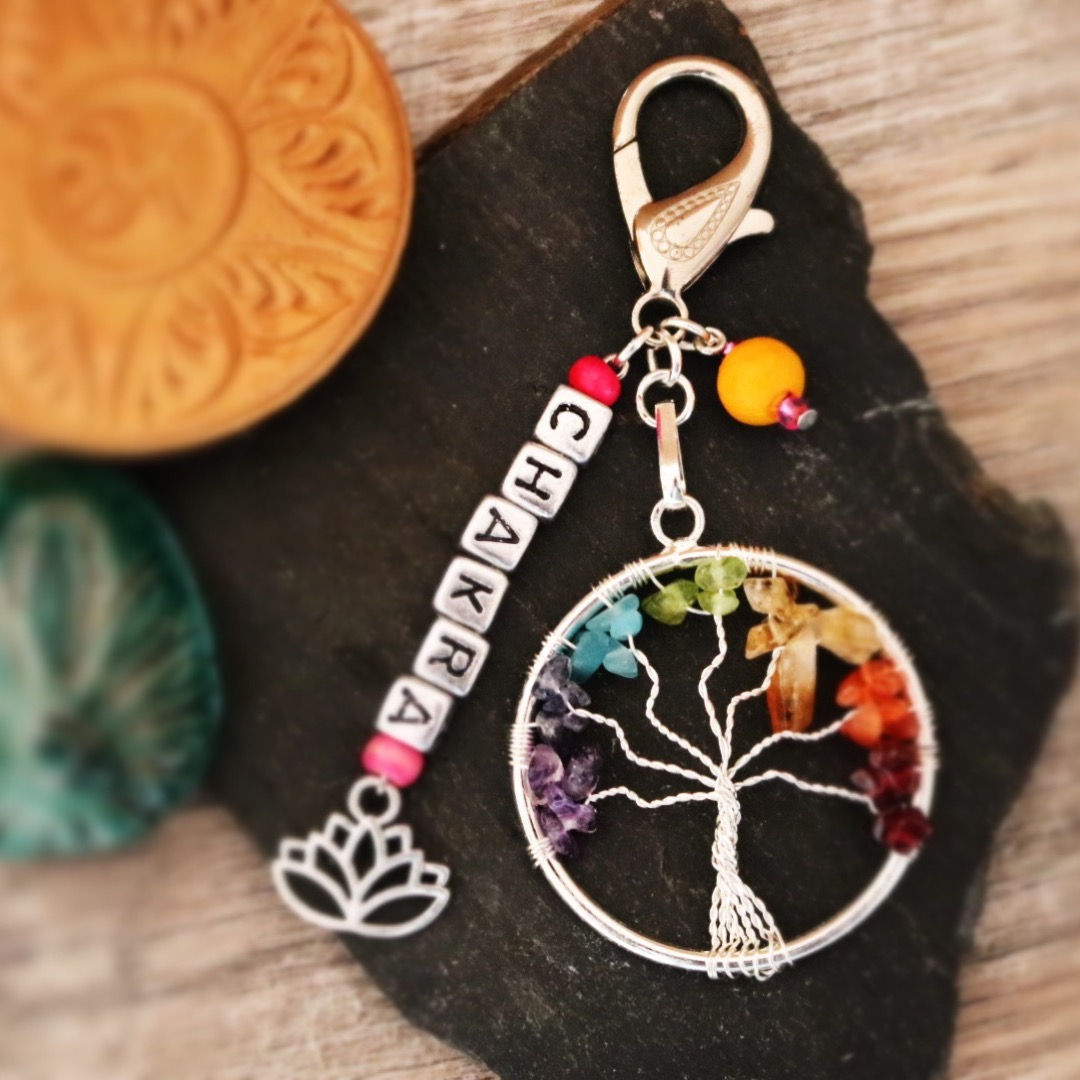 Porte clés arbre chakra pierres naturelles Chakra artisanal