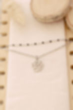Article : Collier double fleur rose acier inoxydable réglable fait main