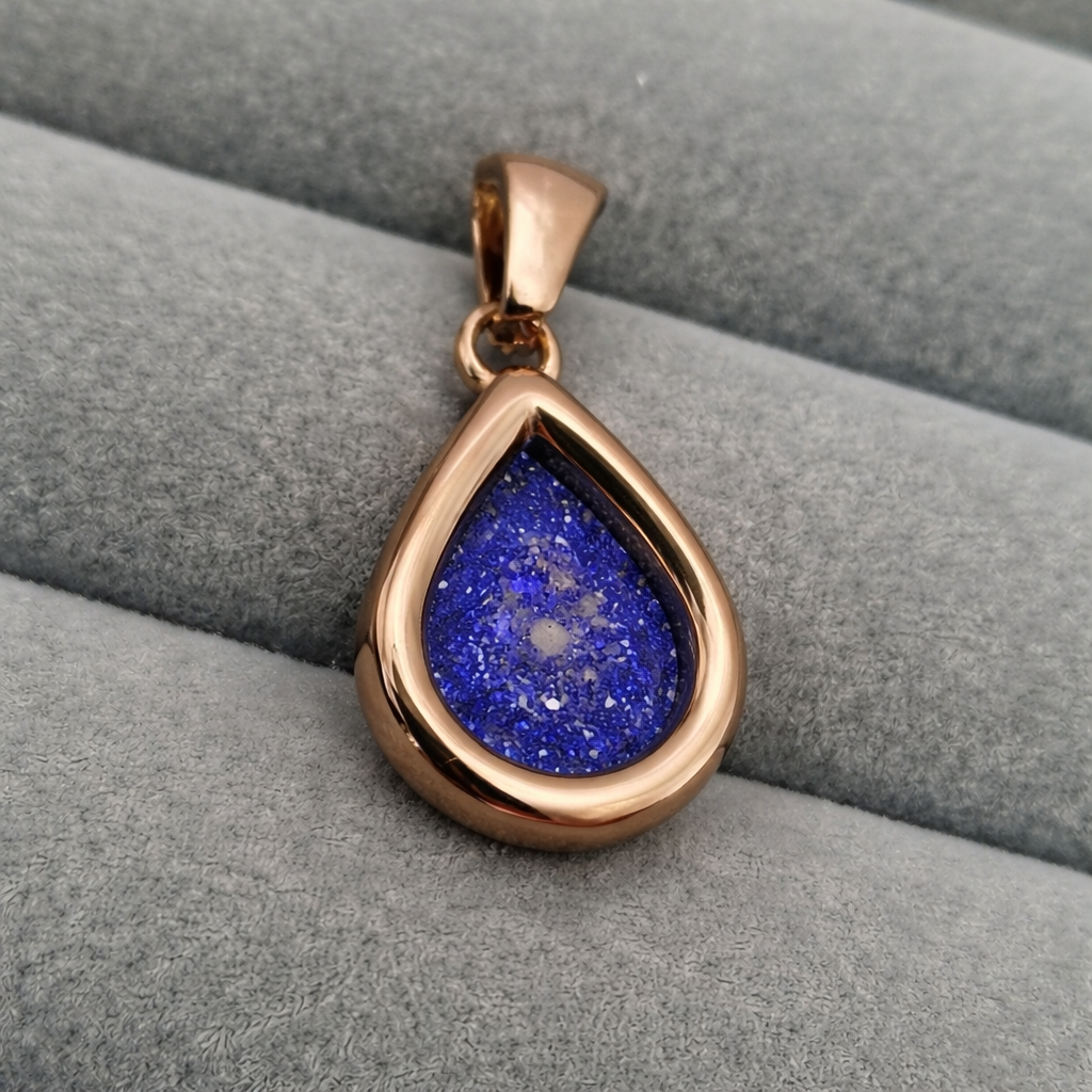 Rose teardrop necklace