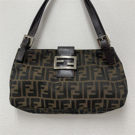 「フェンディ」お買取しました