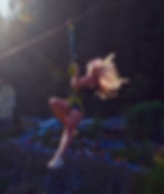 Braut macht Flying Fox in der Hochzeitslocation H an der Ach in Lingenau