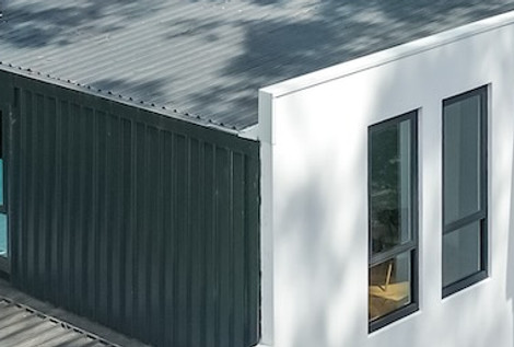 Gutterless flat roof to avoid leaves blockage by Archbuild custom Home builder Sydney