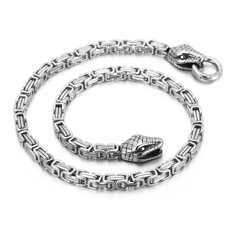 Thumbnail: Snake Necklace