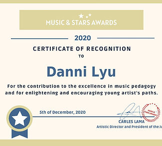 Danni Lyu best teacher certificate