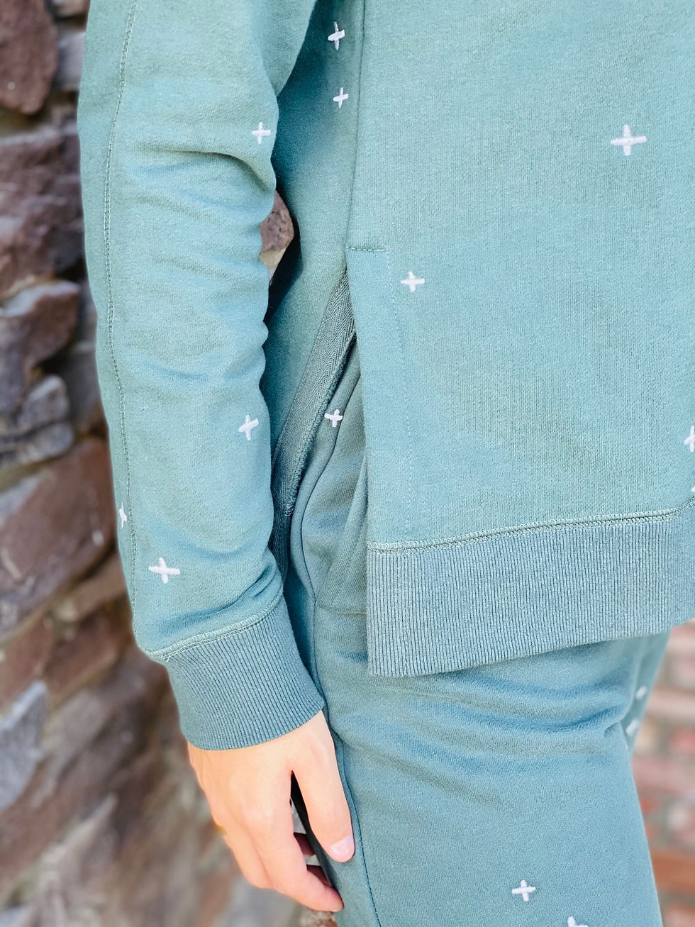 Thumbnail: Star Gazing Lounge Top 