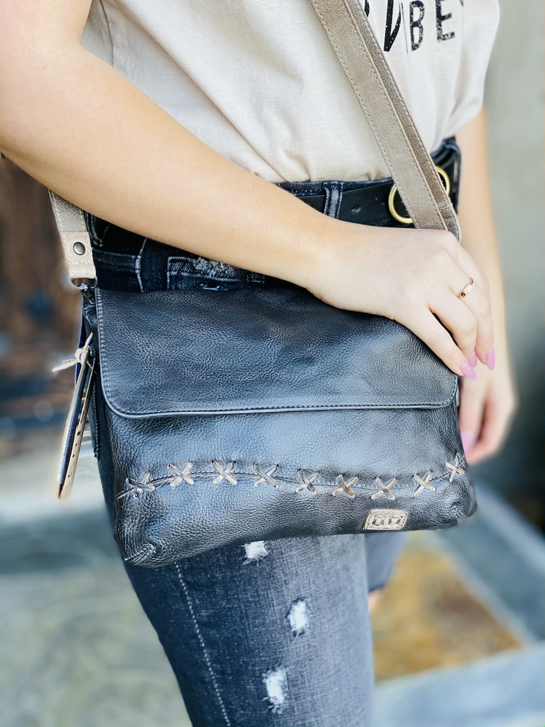 BedStü Cleo in Black