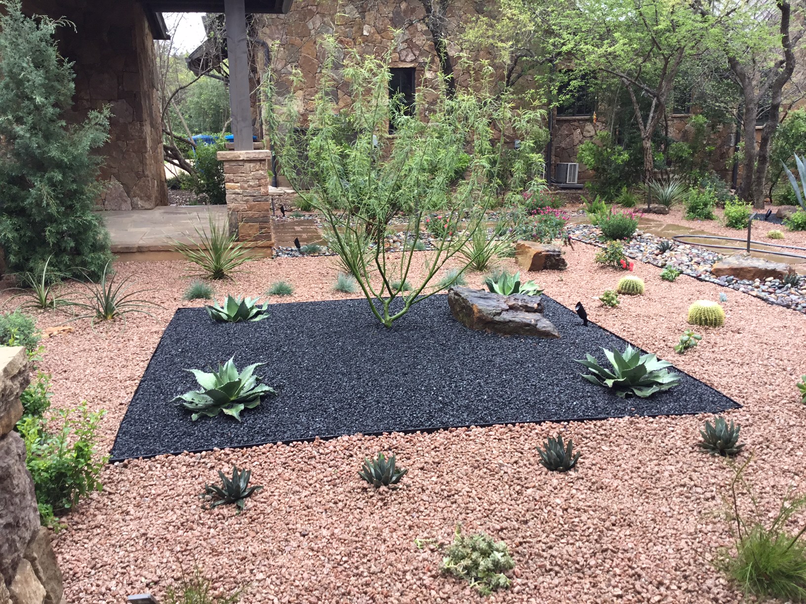 Modern, Drought Tolerant, Landscape Glass Garden by JXC Landscaping (6)