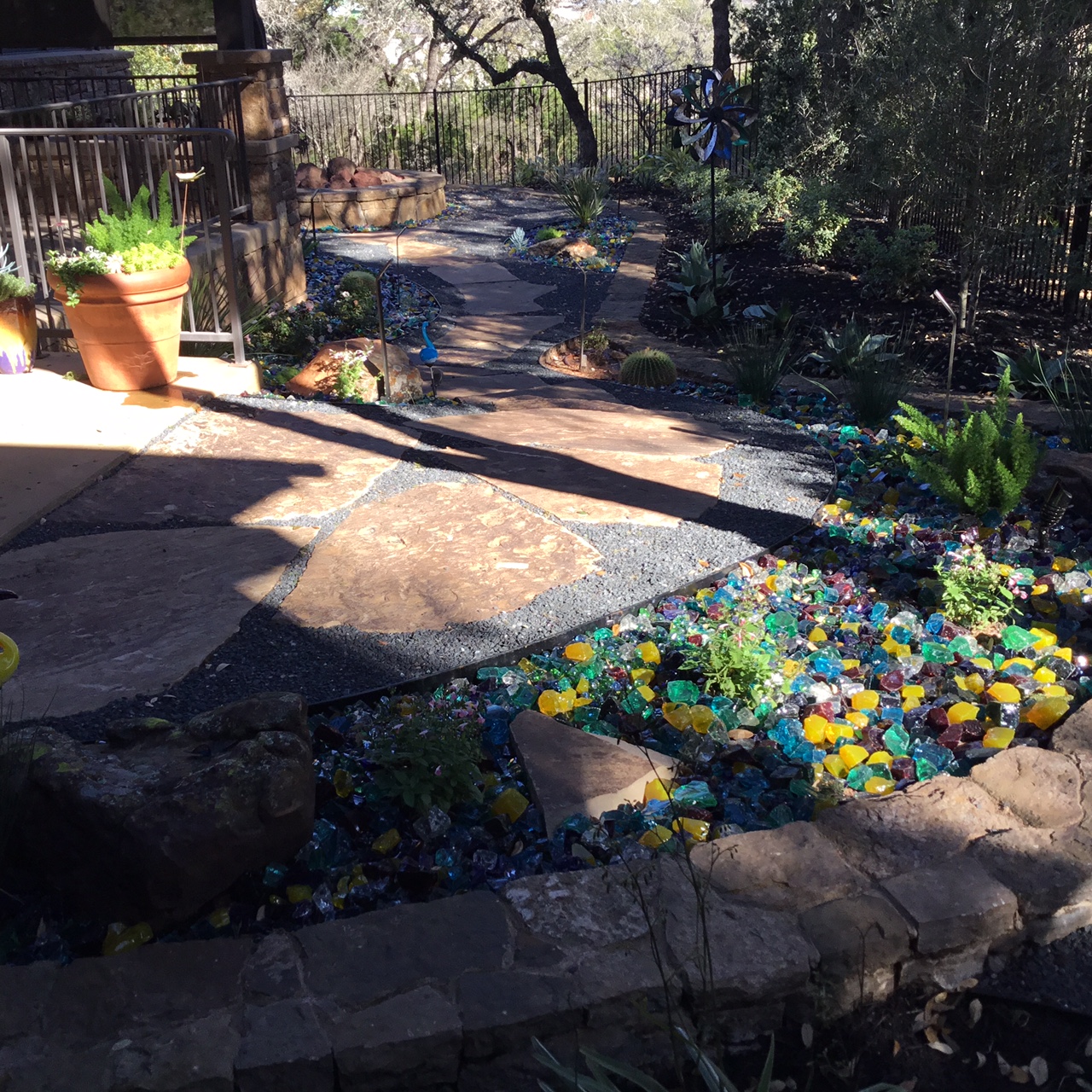 Glass Rock Design JXC Landscaping (1)