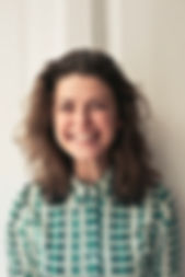 femme-souriante-plombage-dentiste.jpg