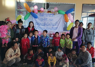 A picture of a family-farmer coffee community.