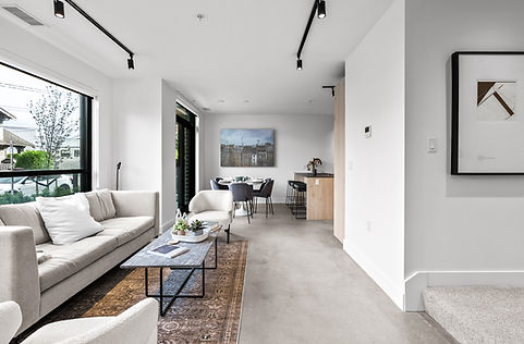 4015 Fleming St-13.jpg