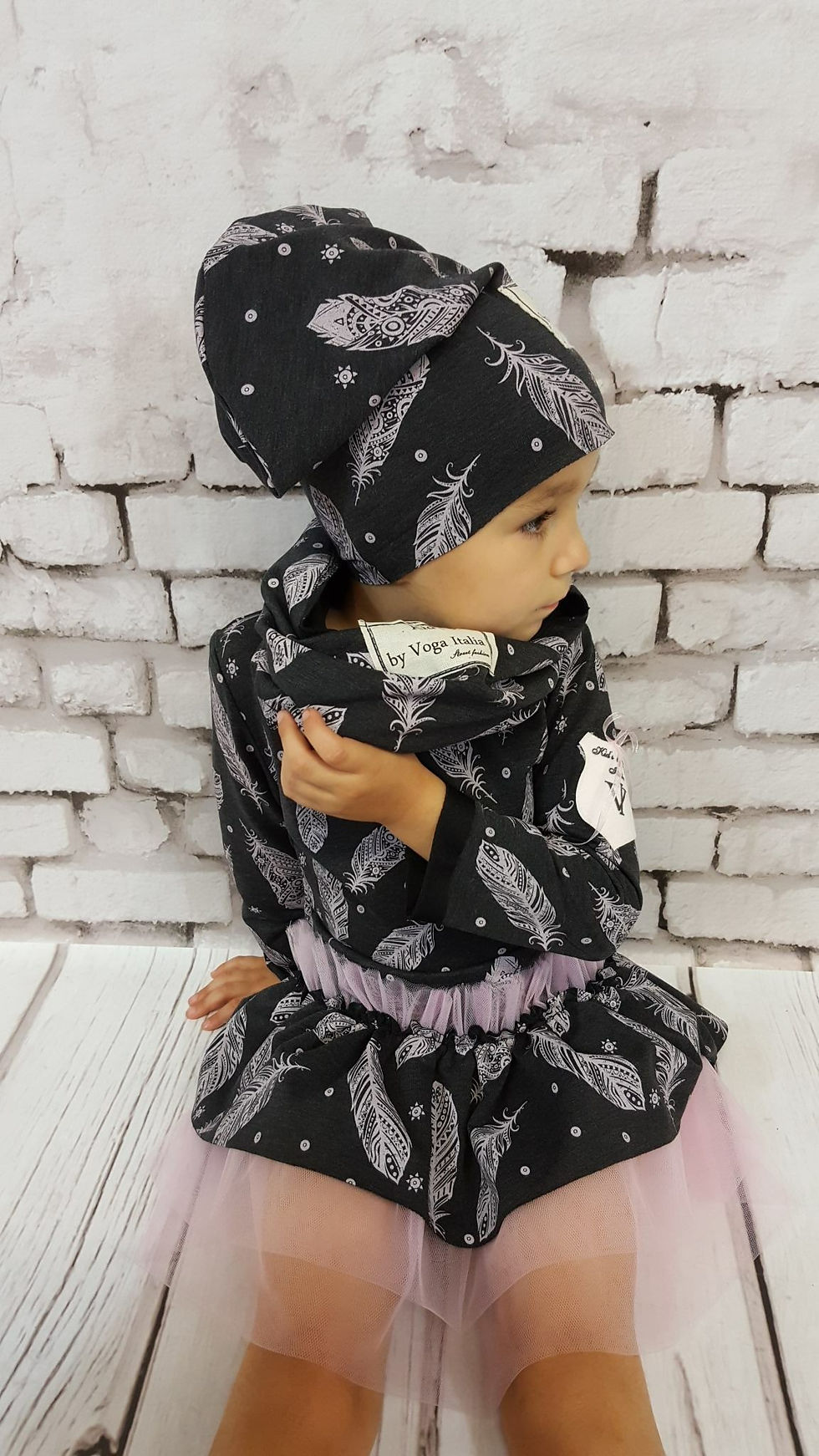 Thumbnail: Tunic Dress with feather print