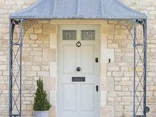 How to Choose the Perfect Entrance Door for Your Home