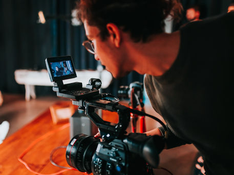 Hosted Video Solutions: Enhancing Digital Experiences