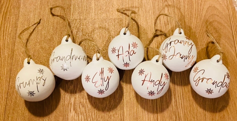 Thumbnail: Ceramic Christmas Baubles