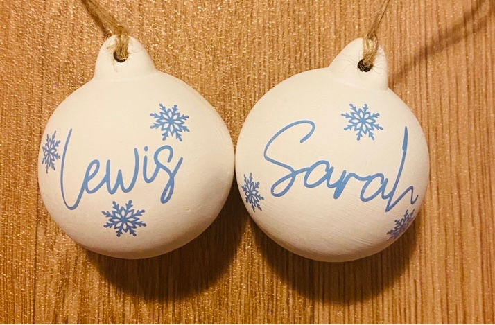 Thumbnail: Ceramic Christmas Baubles