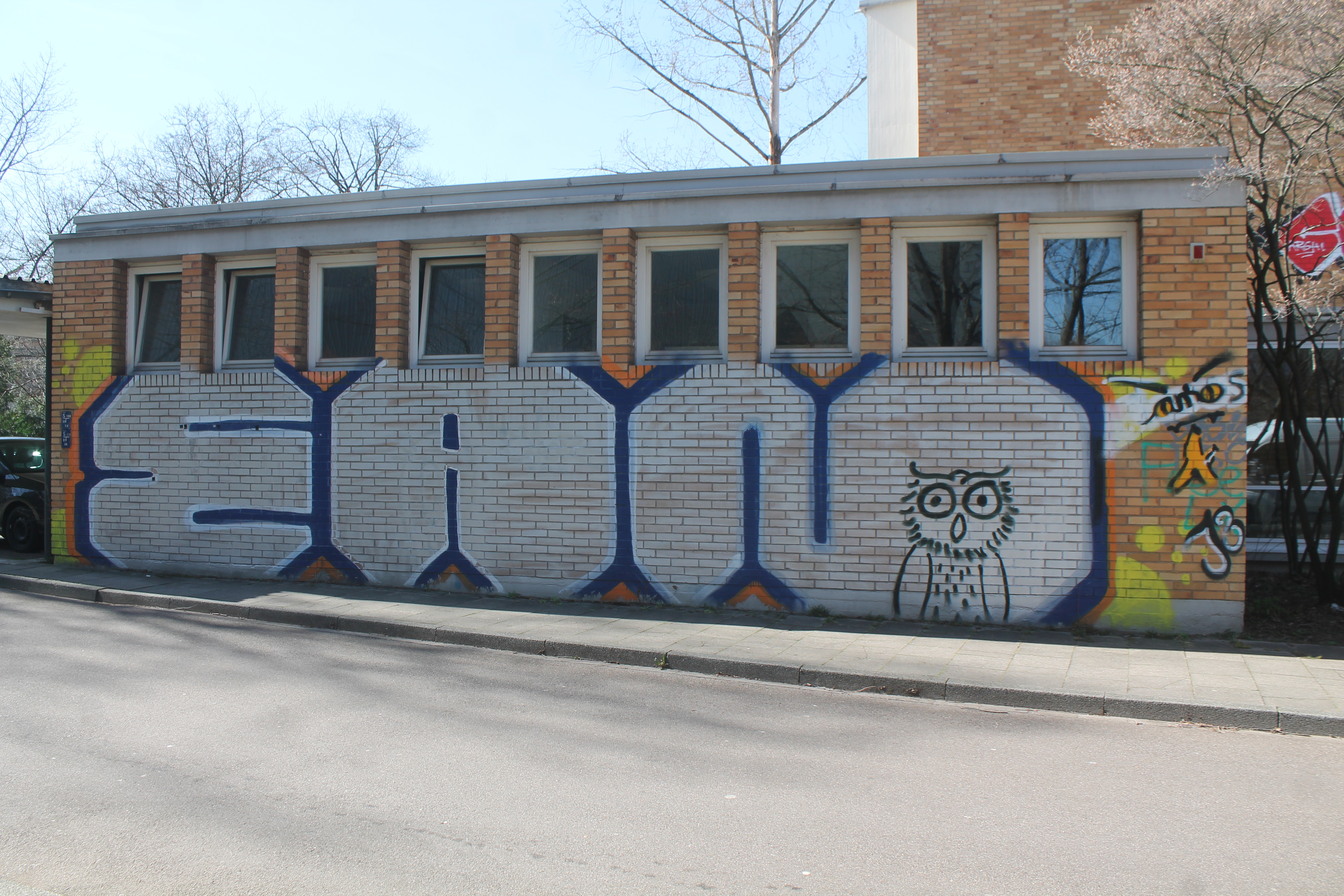 Großflächige Graffitis