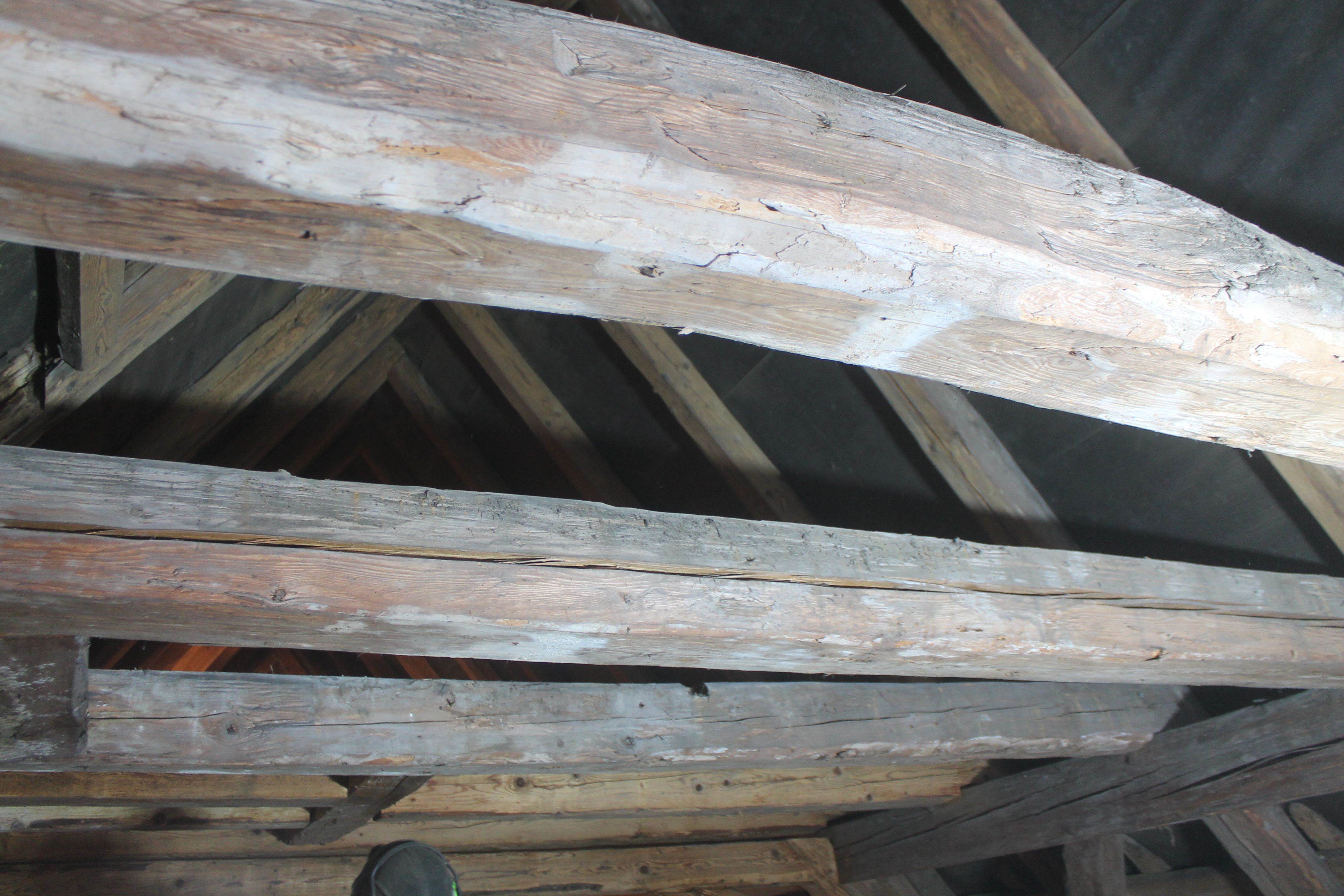 Holzbalken ürsprünglich