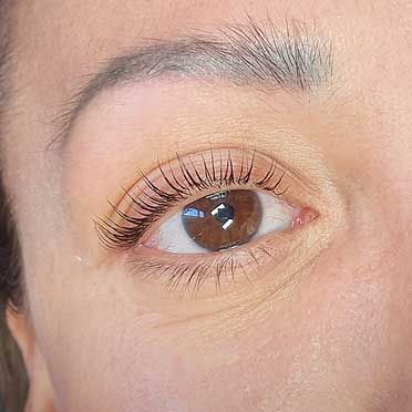 Lashlift från Optimas behandlingssida