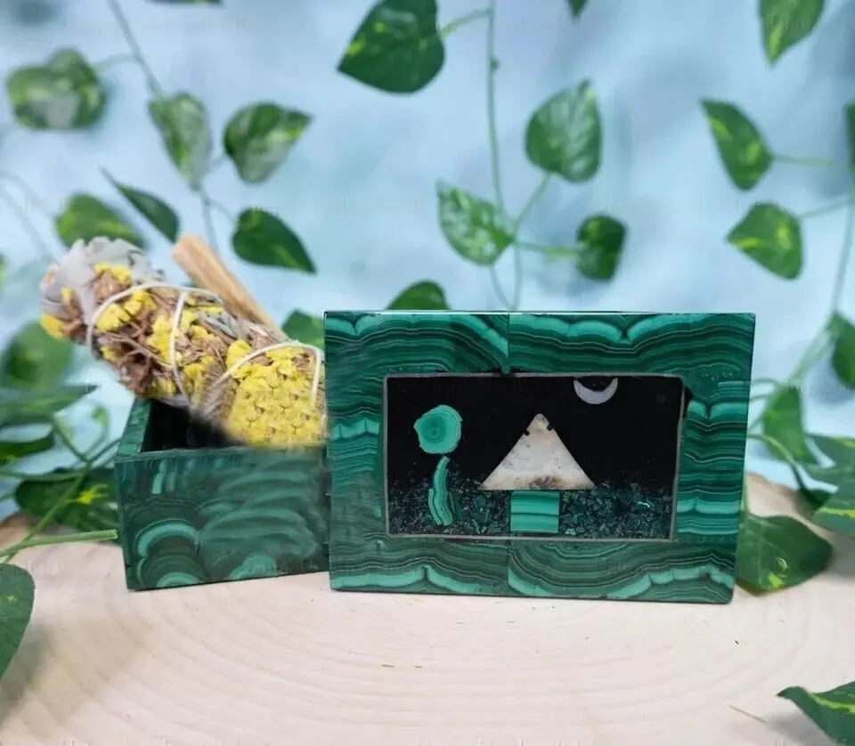 Thumbnail: handmade Malachite Jewelry Box
