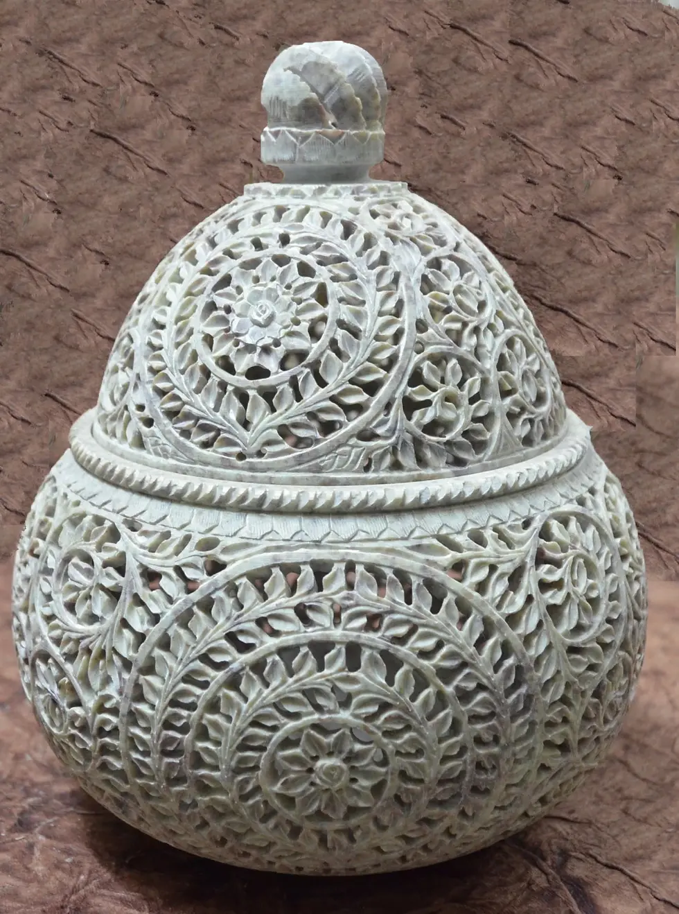 Thumbnail: Candle Holder