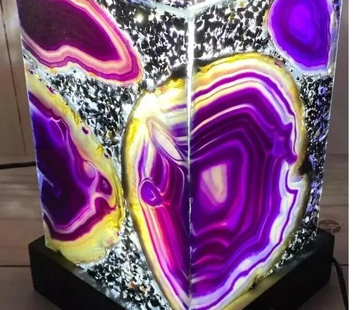 Thumbnail: Handcrafted Agate Table Lamp