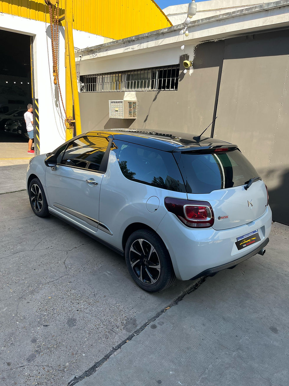 Miniatura: DS3 PURETECH AT6