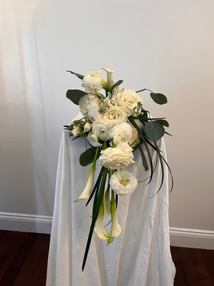 cascading bouquet