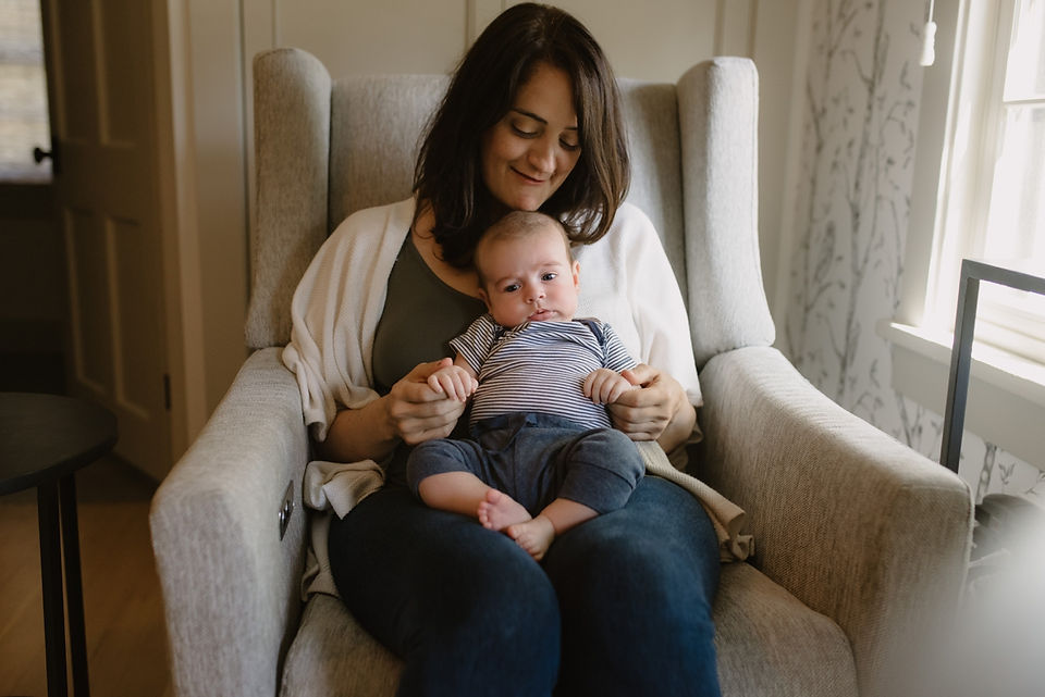 Newborn photography session by Coviello Photo in McMinnville, Oregon.