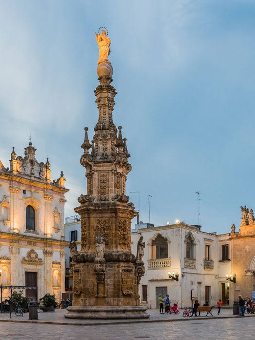 Centro storico di Nardò con architettura barocca e piazze caratteristiche, facilmente raggiungibile dalla Casetta di Gisel, casa vacanze ideale per coppie a Nardò, Salento.