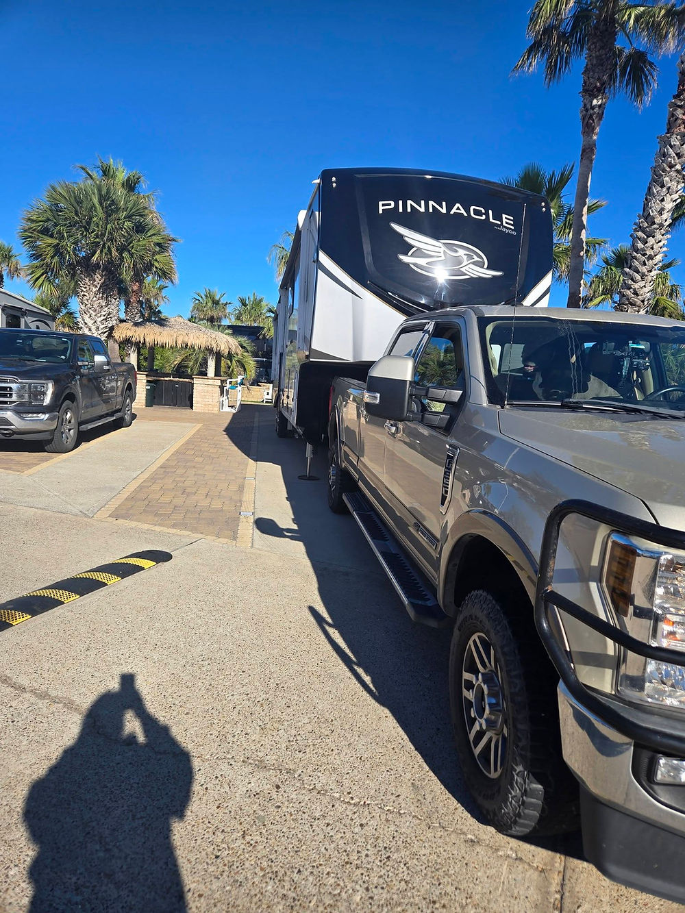 Delivery of a 5th Wheel