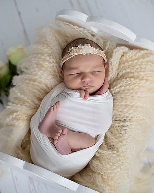 Newbornshooting Neugeborenenshooting Neu
