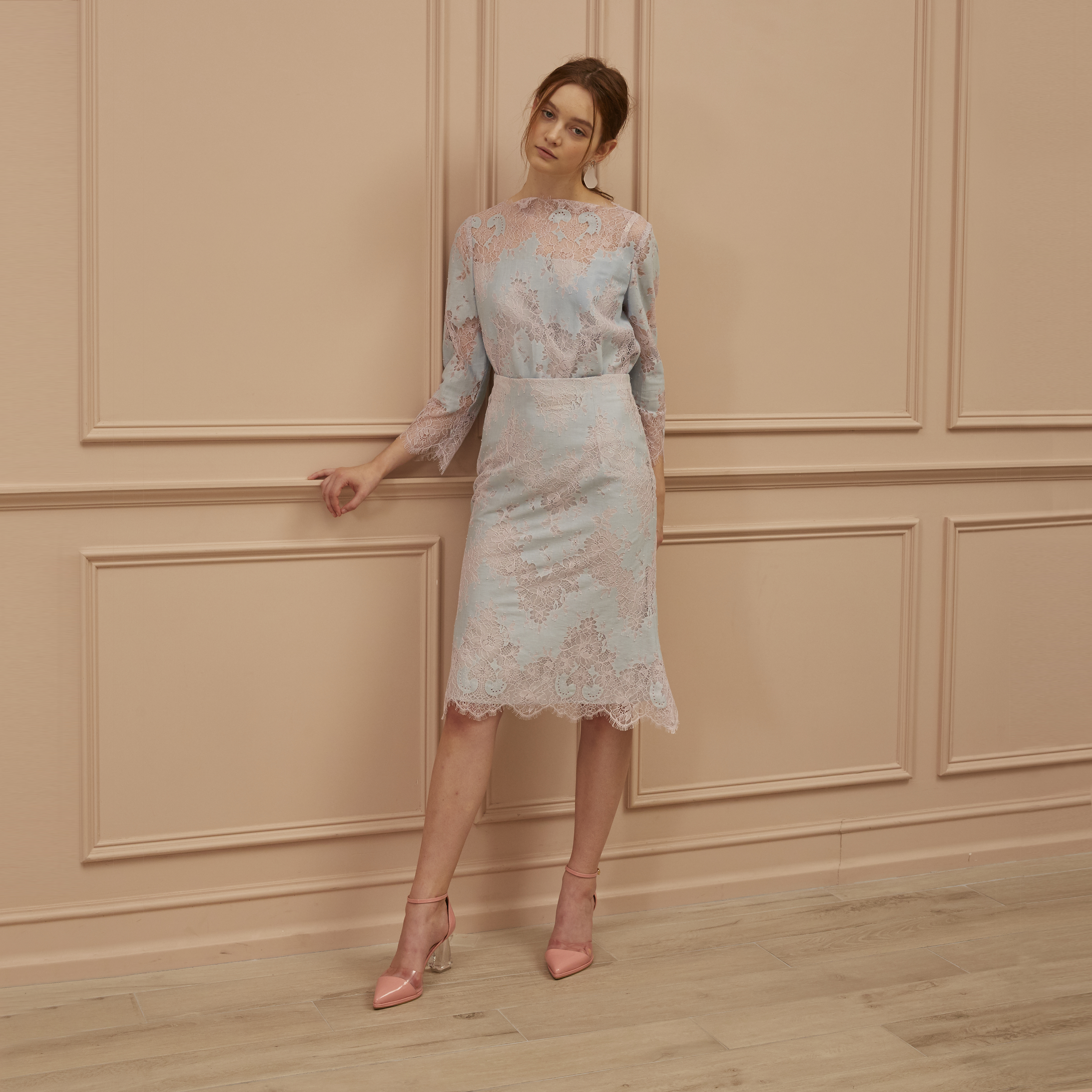 LOOK 74