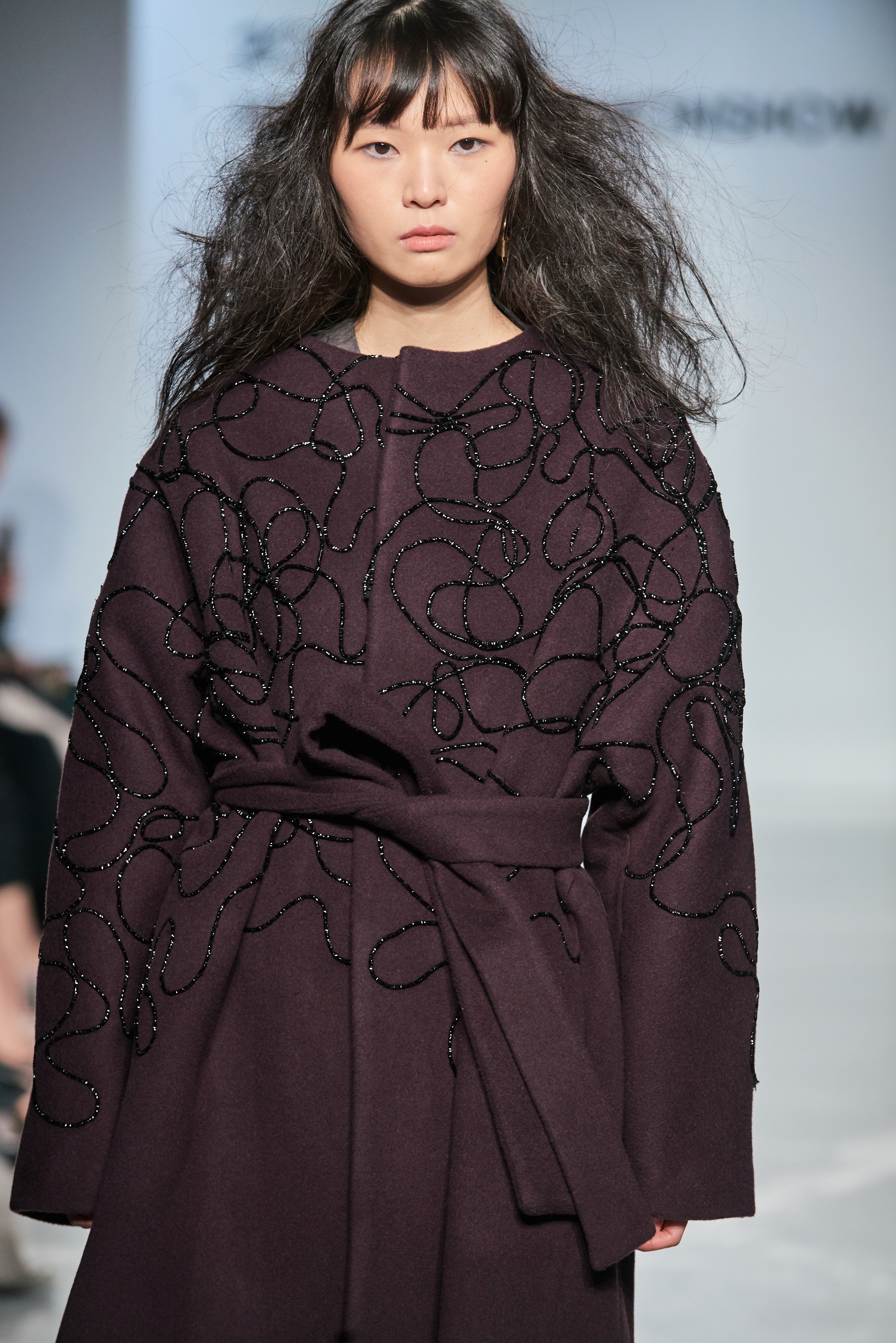 LOOK 34