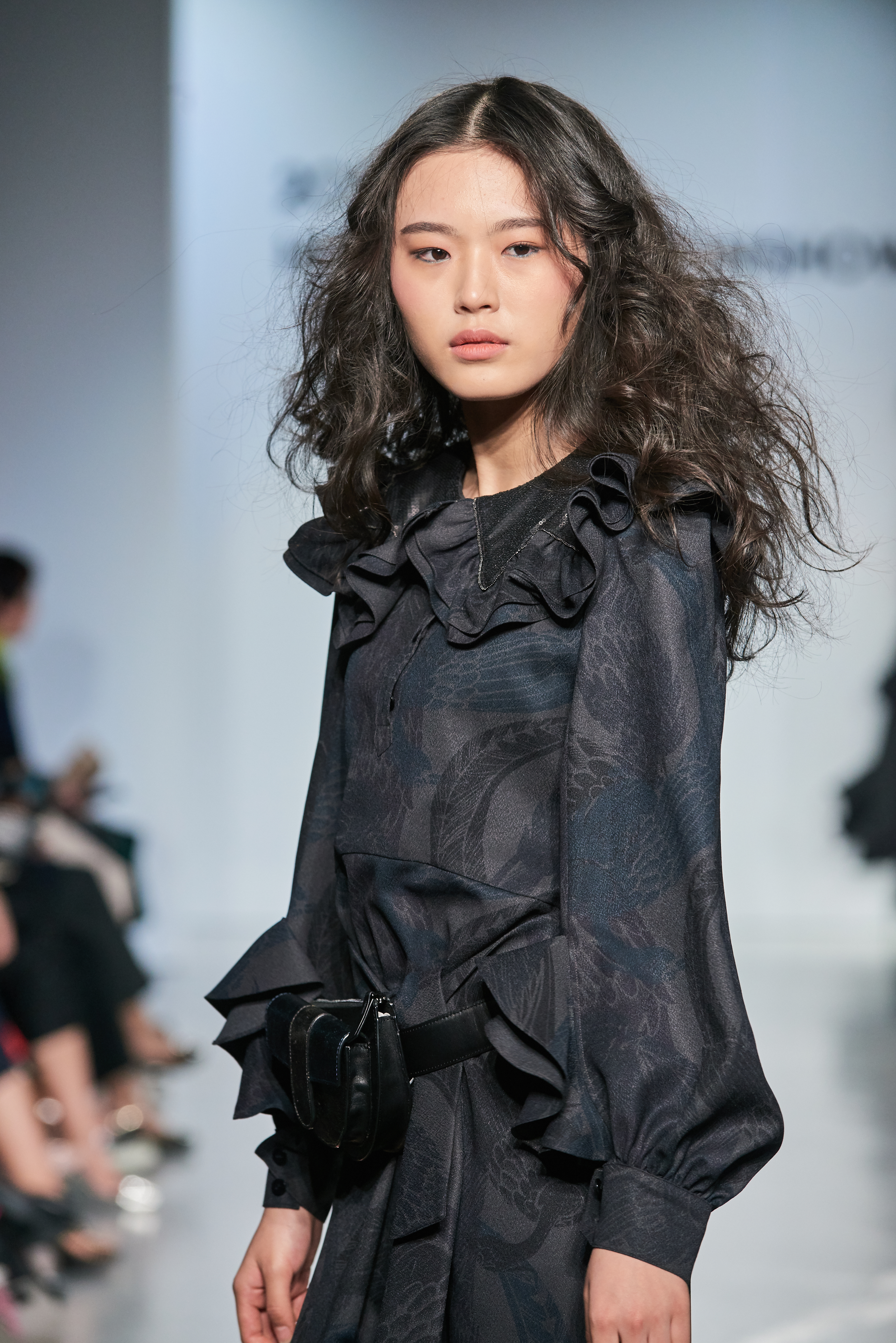 LOOK 25