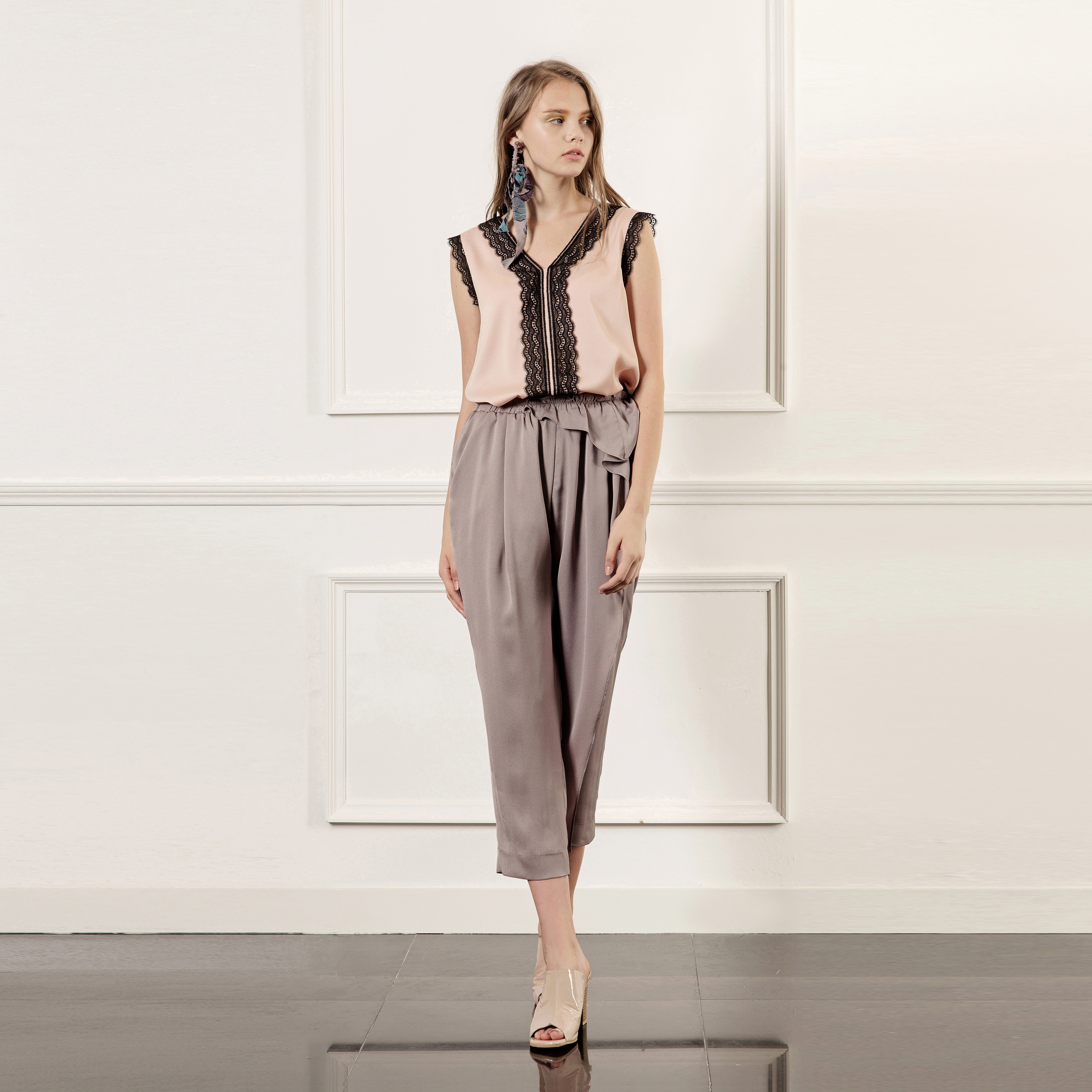 LOOK 27