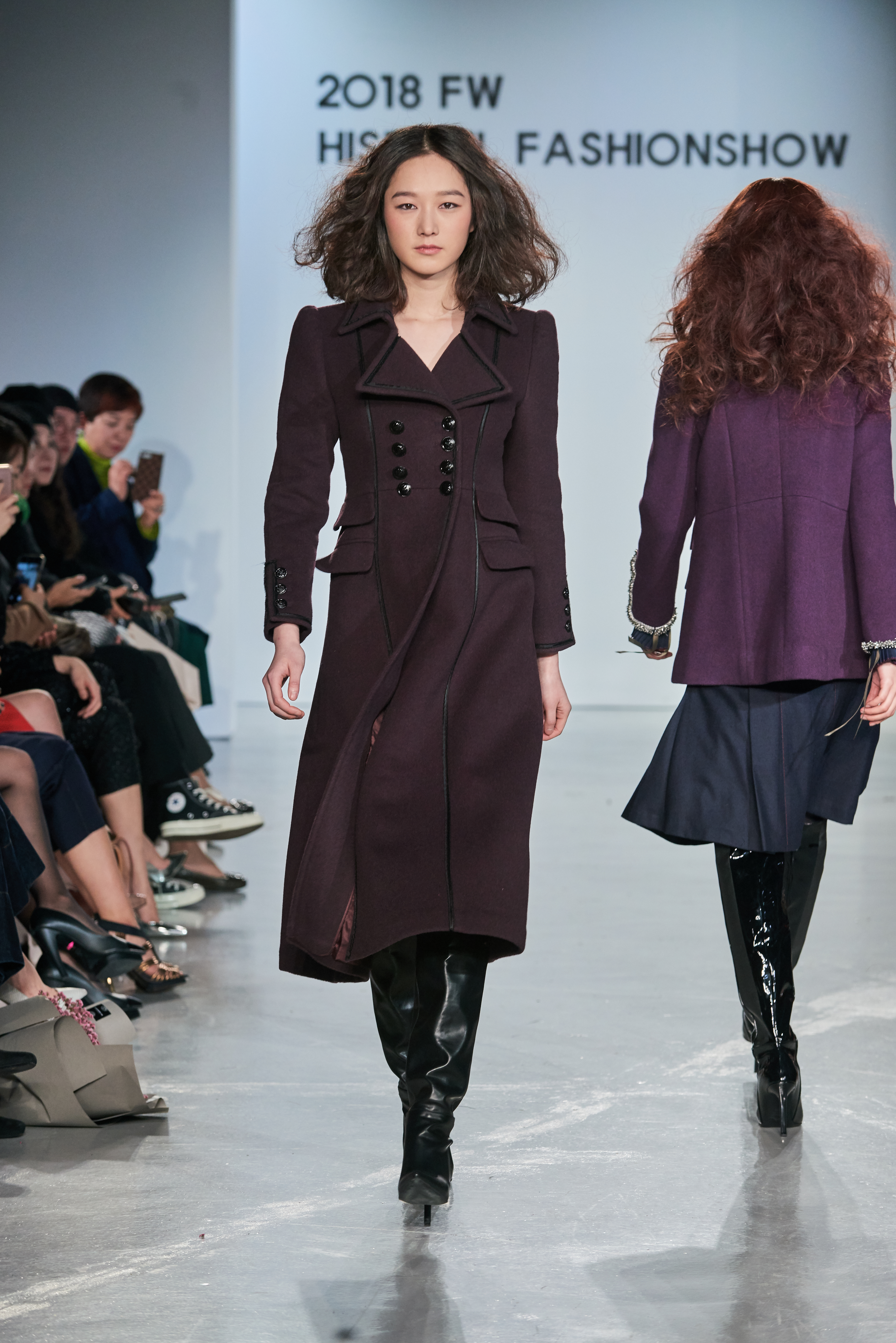 LOOK 43