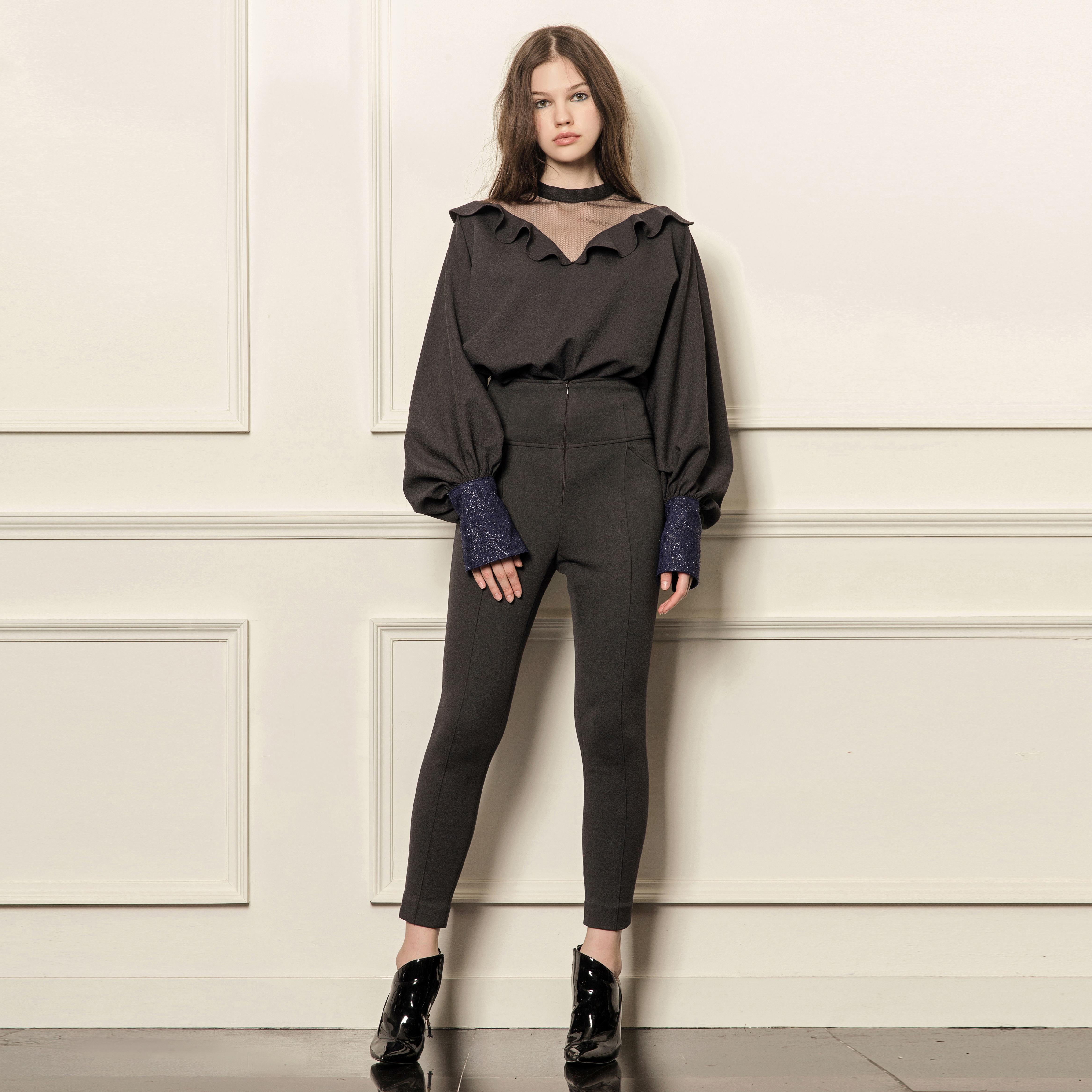 LOOK 8