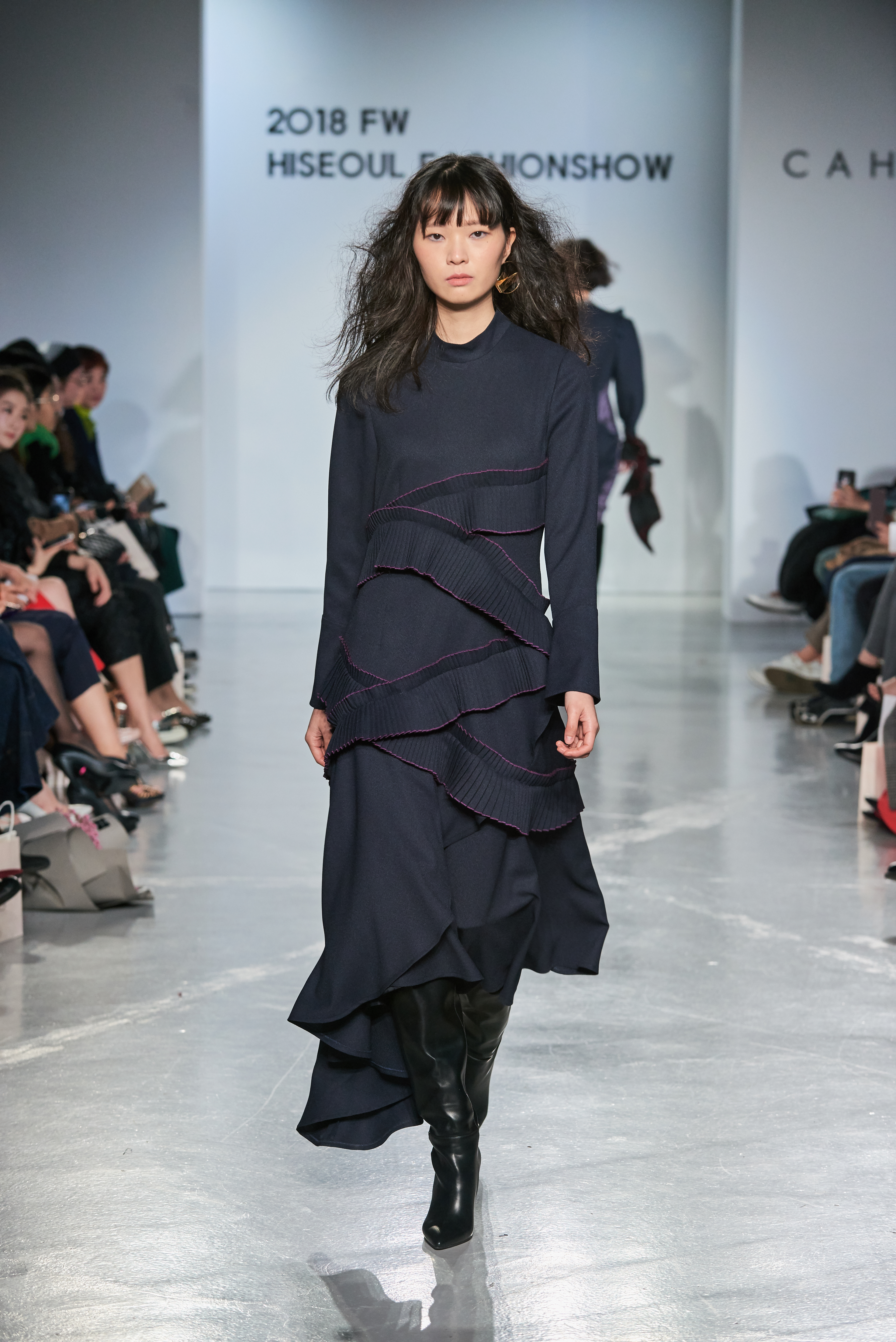 LOOK 21