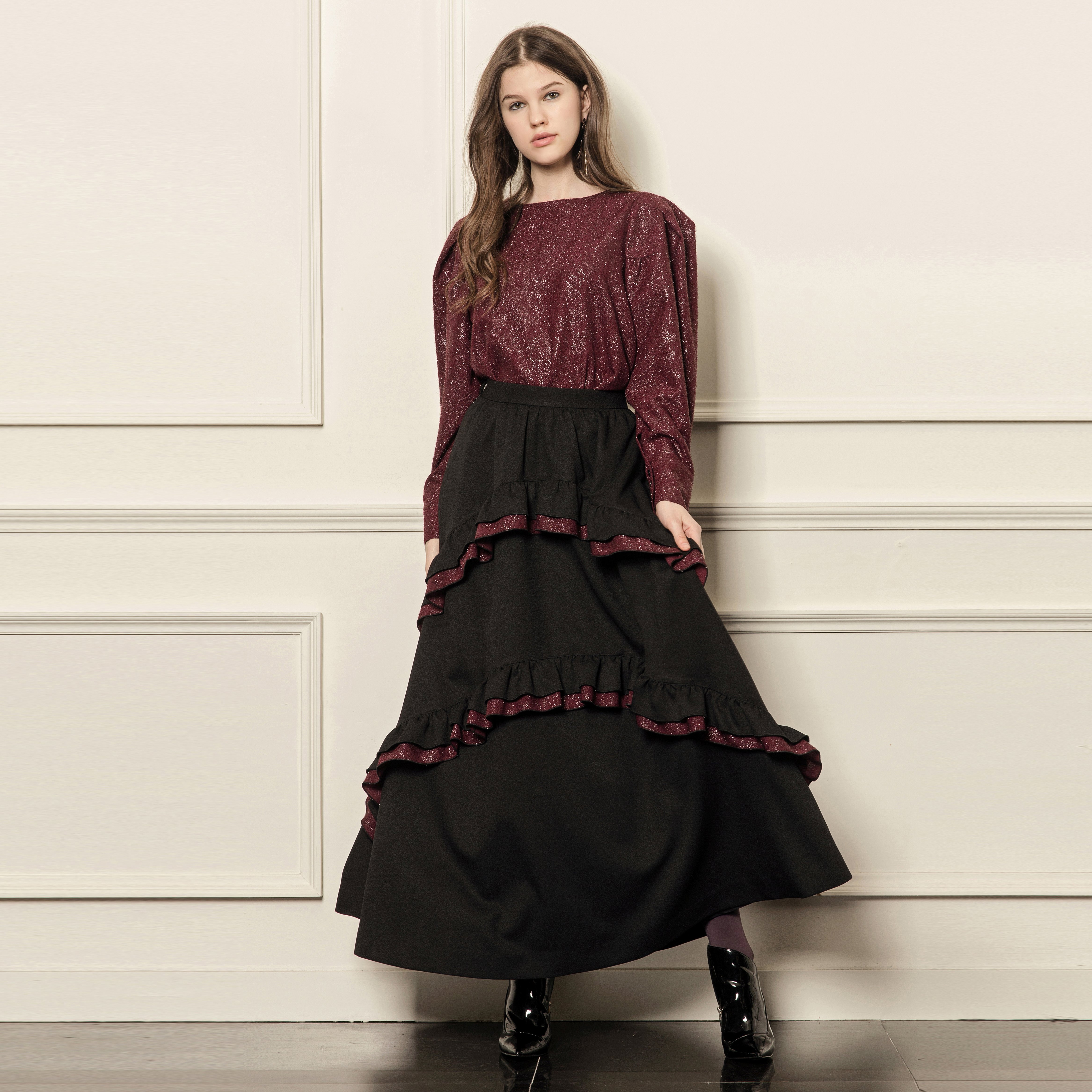LOOK 24