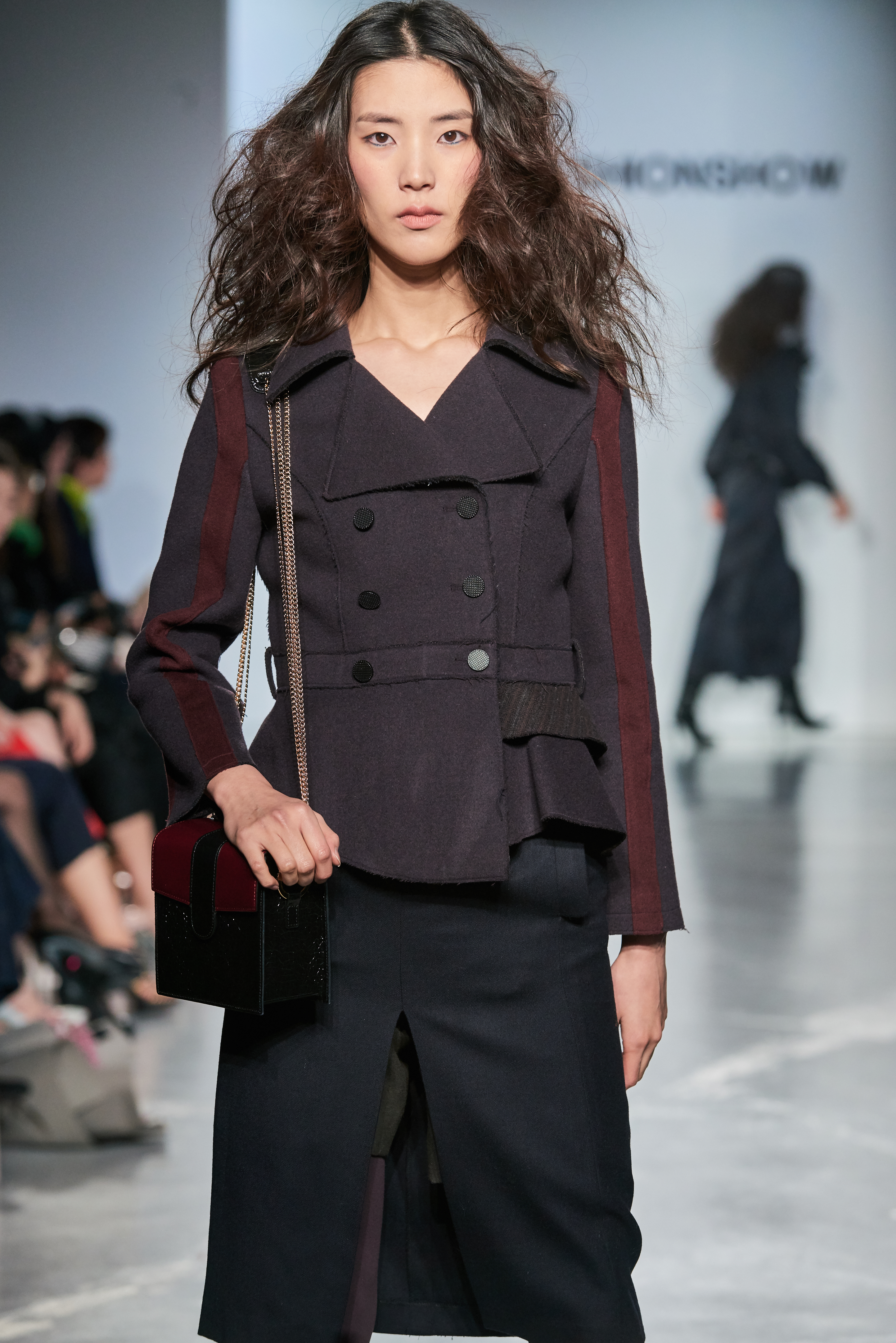 LOOK 26